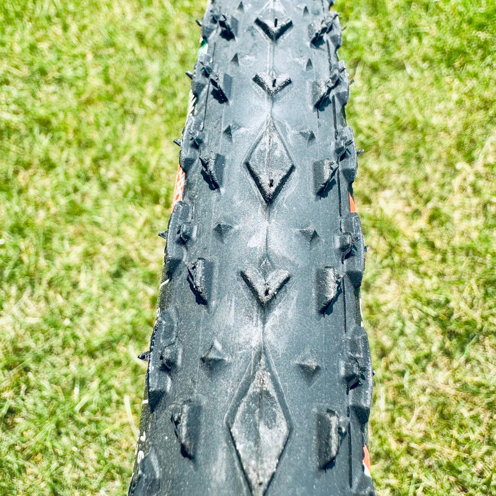 Challenge Fango Orange Team Edition Handmade Tubular Tire 700 x 33 ...